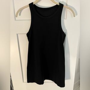 Align tank hip length